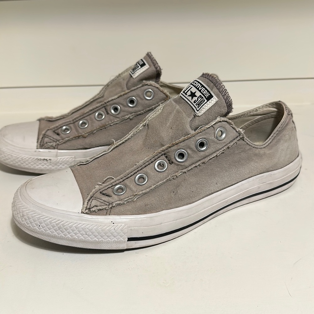 Converse All Star Slip on Men’s size 8 Women’s size 10 Lace less Sneakers